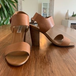 Steve Madden Tan Leather Block Heel Sandals